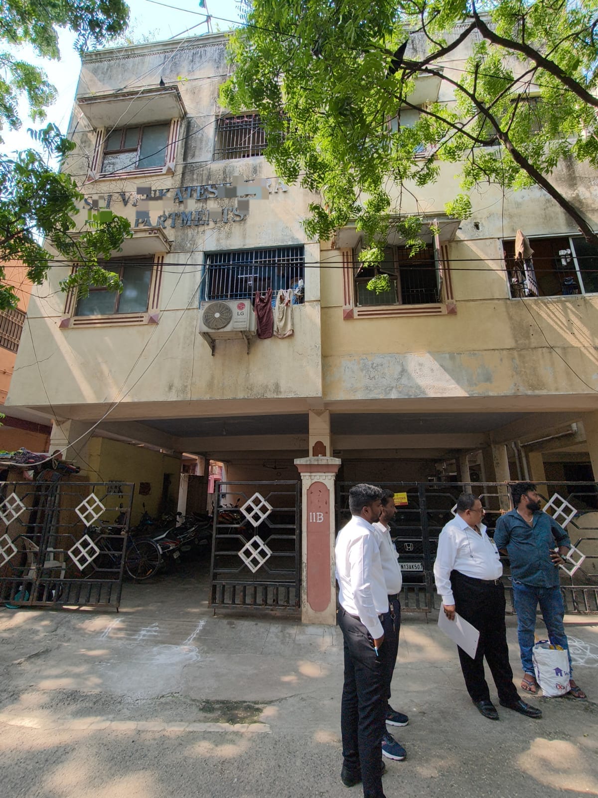 2BHK flat at Saligramam